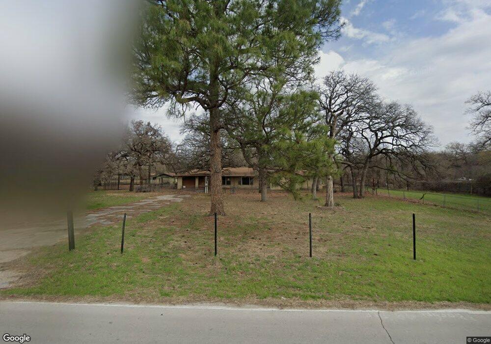 1108 Kerry Ln, Azle, TX 76020 - photo 1