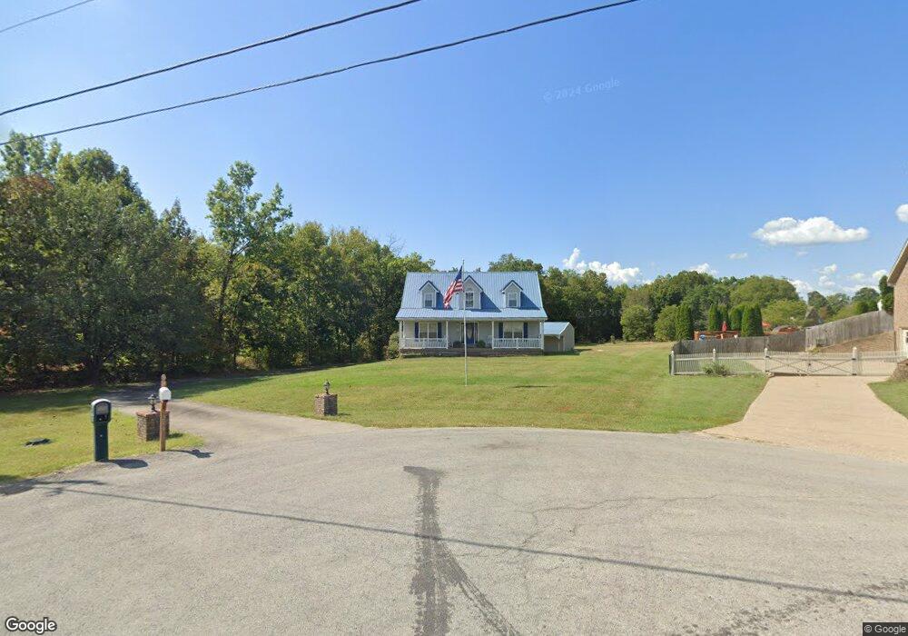 239 Millstone Ct, Shepherdsville, KY 40165 - photo 1