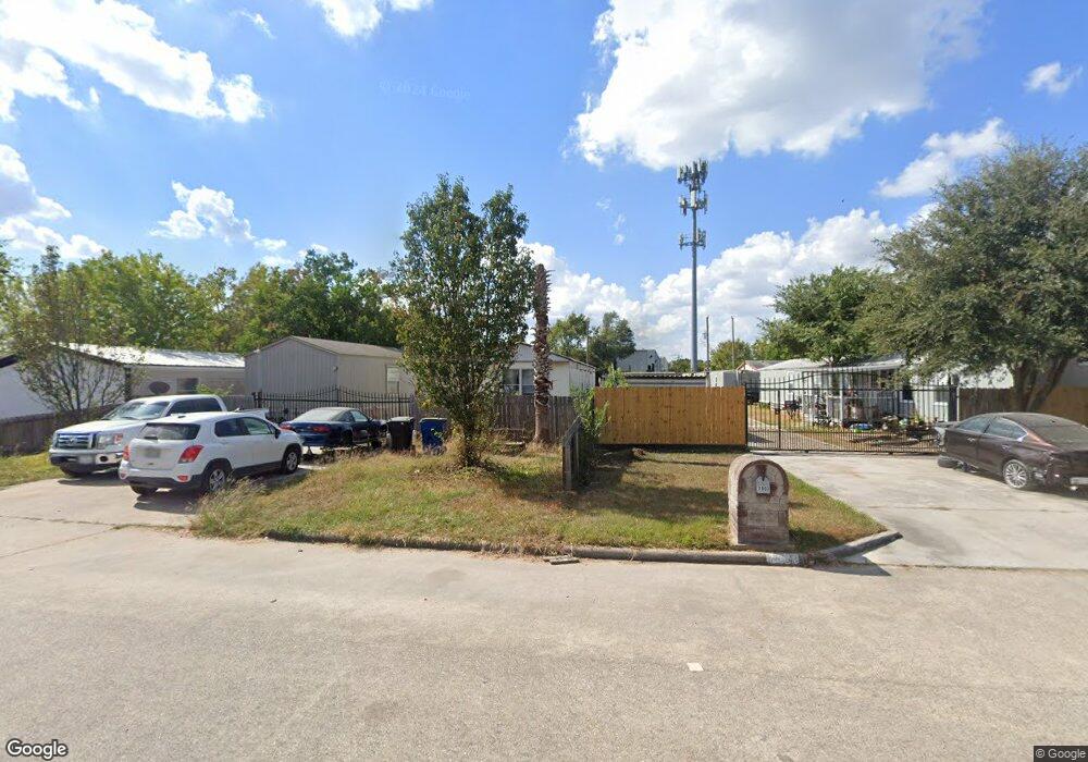 7723 Bayou Forest Dr, Houston, TX 77088 - photo 1