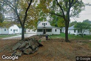 230 S 2nd St, Sheffield, IA 50475