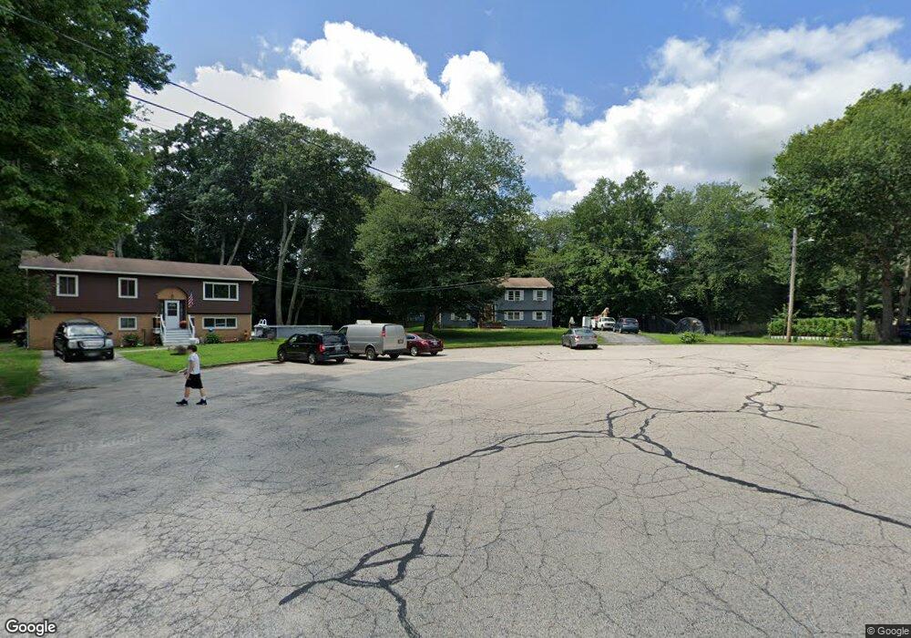 10 Hickory Ln, Greenville, RI 02828 - photo 1