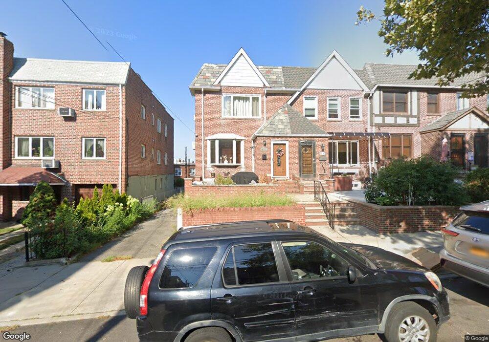 5382 64th St, Maspeth, NY 11378 - photo 1