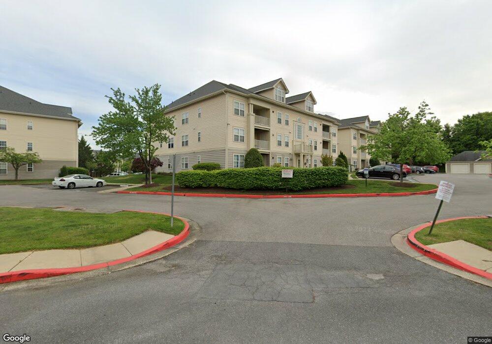 9060 Gracious End Ct unit 301, Columbia, MD 21046 - photo 1