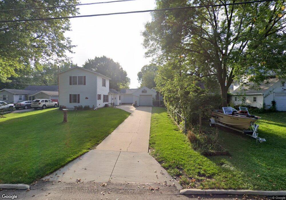 244 20th St NW, Cedar Rapids, IA 52405 - photo 1