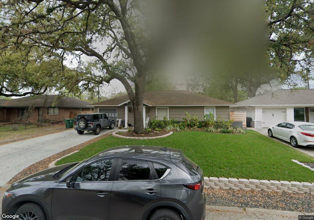 2326 Saxon Dr, Houston, TX 77018 - photo 1