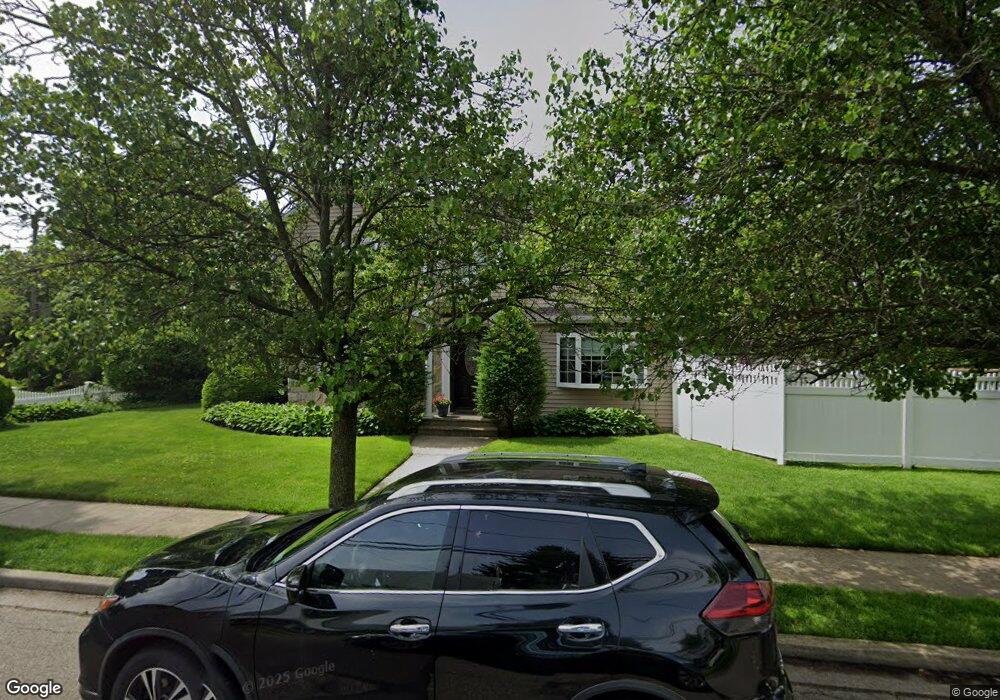 258 Walton St, West Hempstead, NY 11552 - photo 1