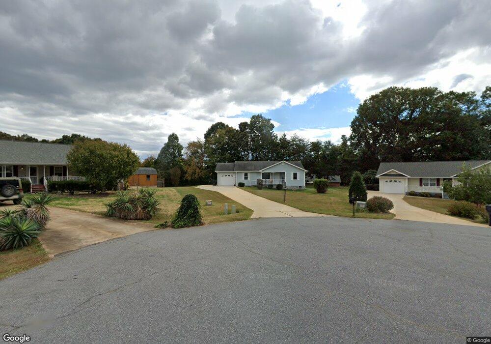 141 Hyde Ln, Statesville, NC 28625 - photo 1