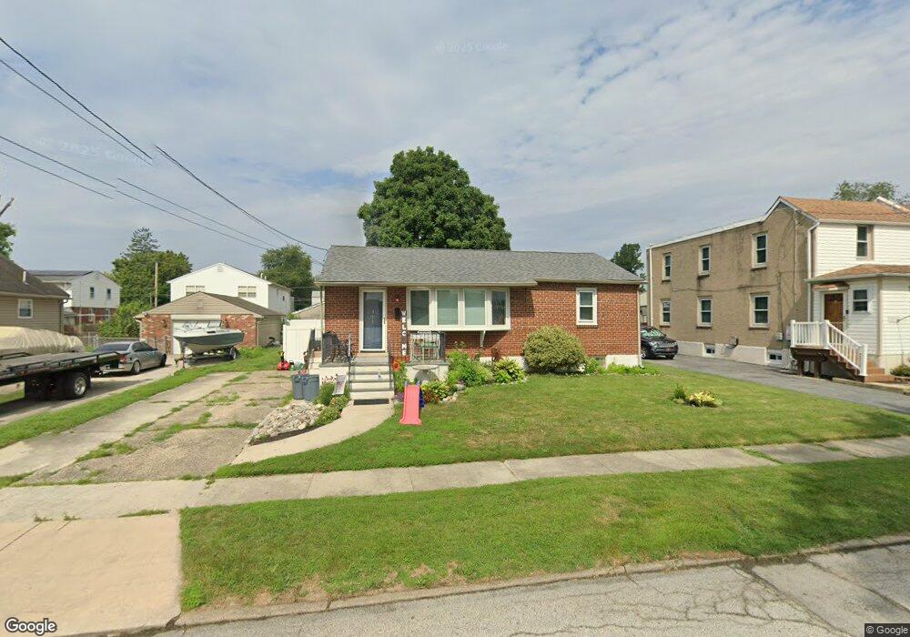 215 Erickson Ave, Essington, PA 19029 - photo 1