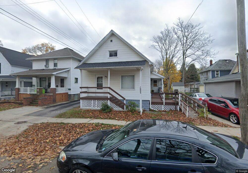 1605 17th St, Port Huron, MI 48060 - photo 1