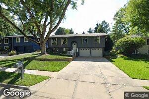 10217 P St, Omaha, NE 68127