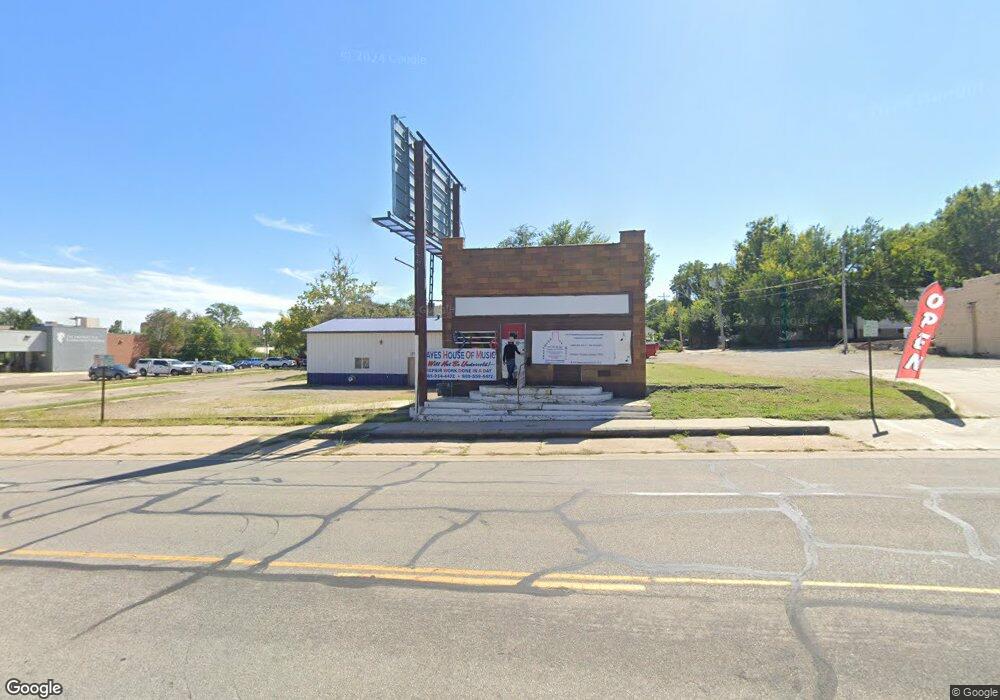 2007 SW 6th Ave, Topeka, KS 66606 - photo 1