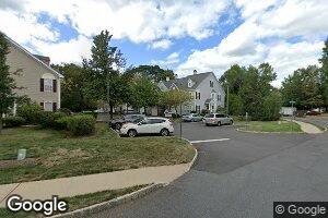 5 Hopkins Ct, Plainsboro, NJ 08536