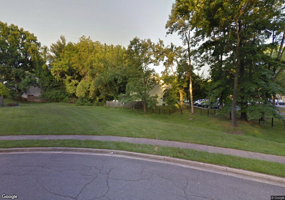 2344 Anvil Ln, Temple Hills, MD 20748 - photo 1