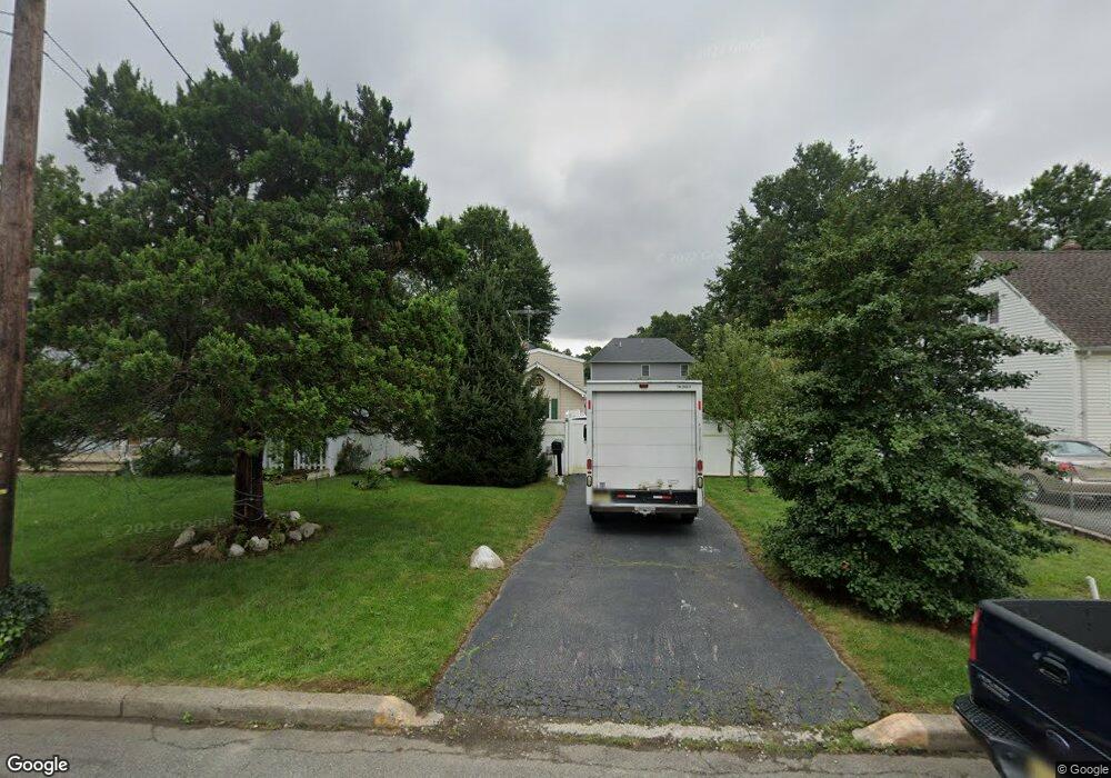 157 Schoder Ave, Woodbridge, NJ 07095 - photo 1