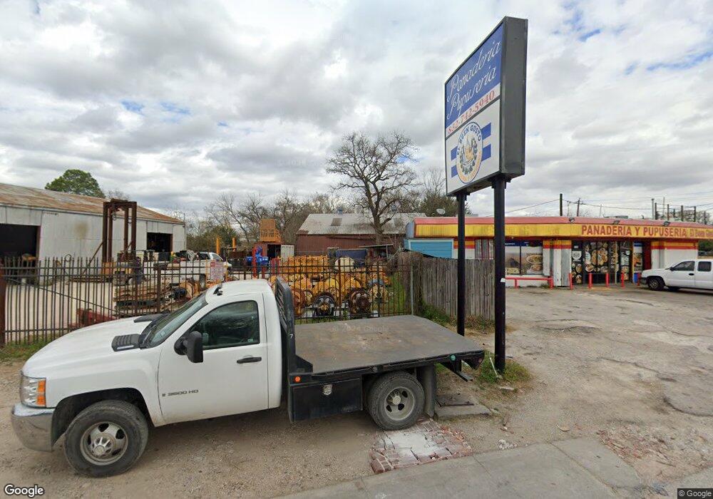 3814 Chaffin St, Houston, TX 77087 - photo 1