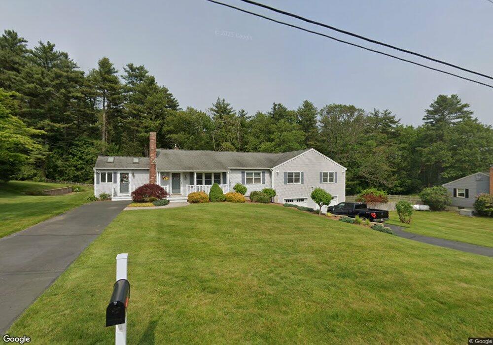 7 Fox Den Rd, Derry, NH 03038 - photo 1