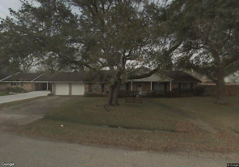 1400 Highland Dr, Alvin, TX 77511 - photo 1