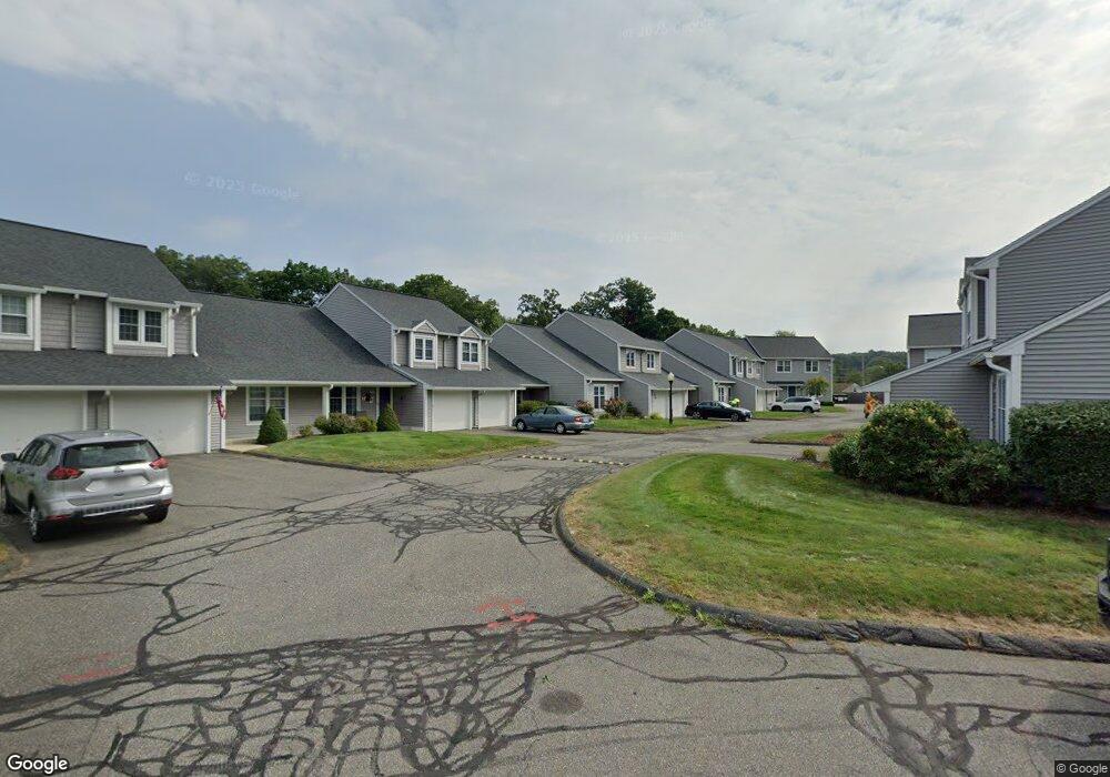 102 Chapin Greene Dr, Ludlow, MA 01056 - photo 1