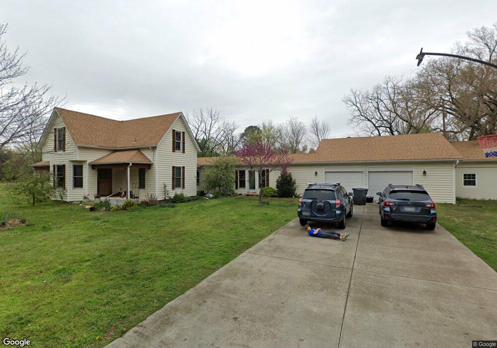 304 E Graham St, Prairie Grove, AR 72753 - photo 1