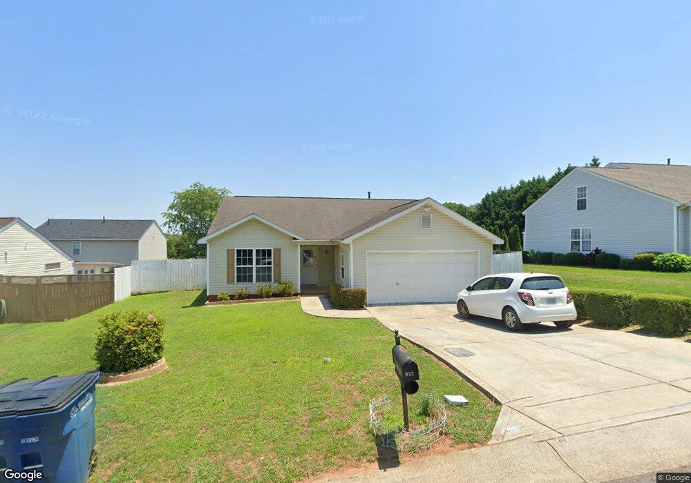 932 Ashland Ave, Statesville, NC 28677 - photo 1
