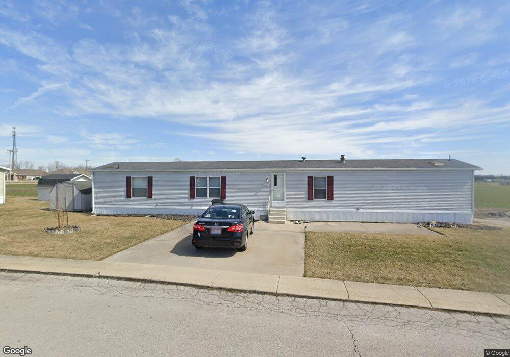 2045 Deer Ridge Dr, Findlay, OH 45840 - photo 1