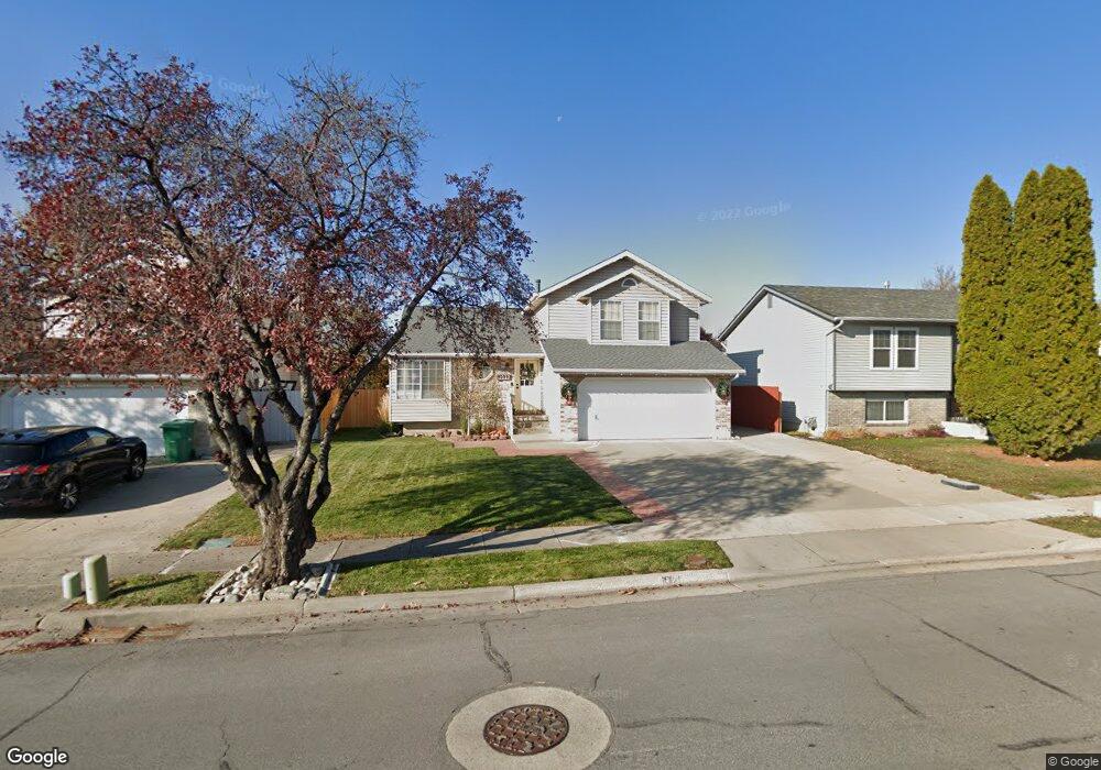 1099 N 150 W, Layton, UT 84041 - photo 1