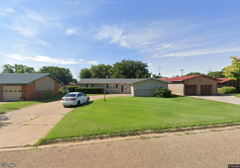 3011 W 18th St, Plainview, TX 79072 - photo 1