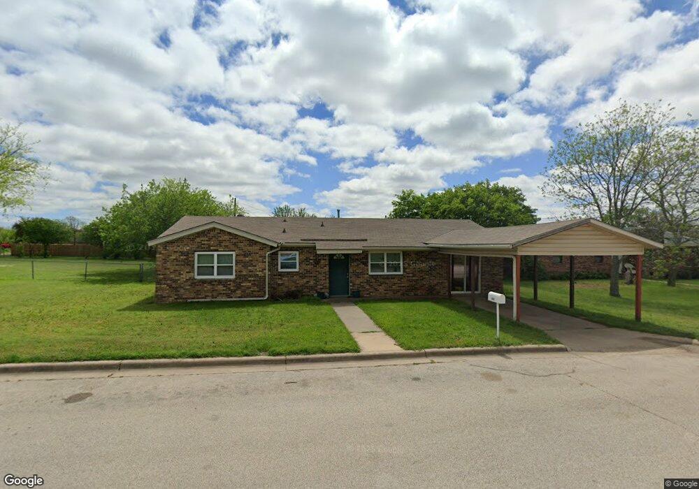 1225 Cherokee St, Weatherford, TX 76086 - photo 1