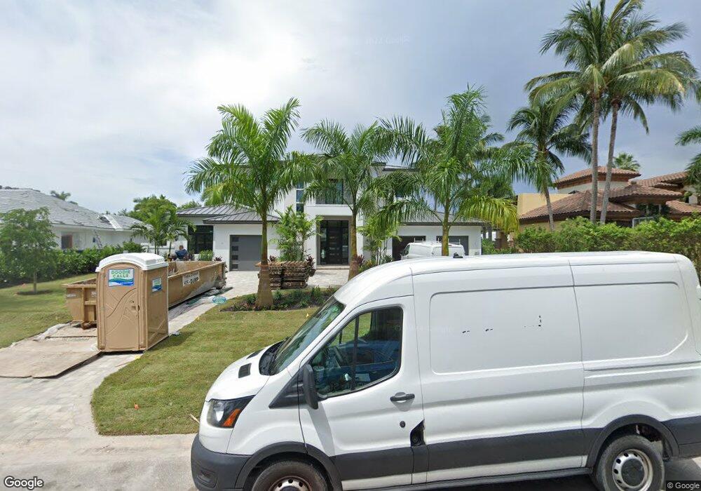 767 Park Shore Dr unit 17, Naples, FL 34103 - photo 1