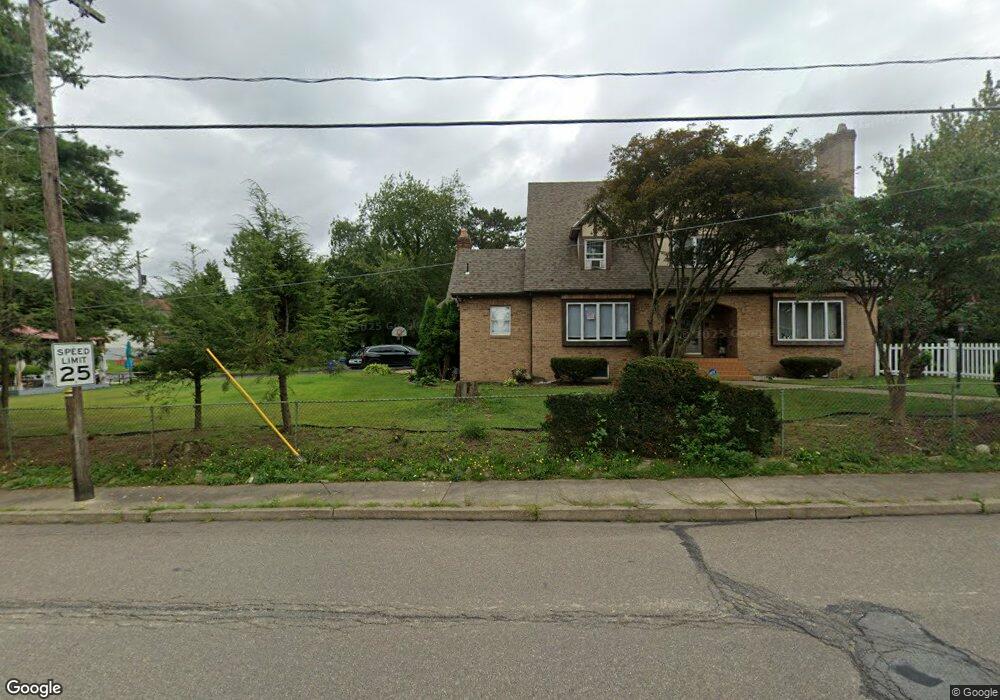 996 N Wyoming St, Hazleton, PA 18201 - photo 1