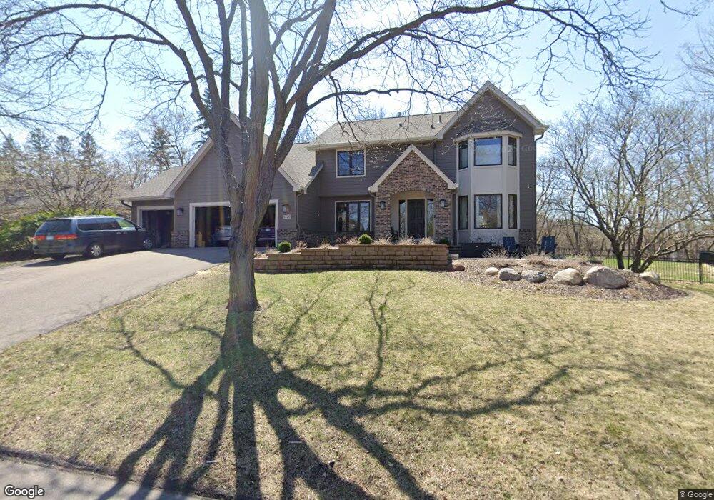 5720 Covington Cir, Minnetonka, MN 55345 - photo 1