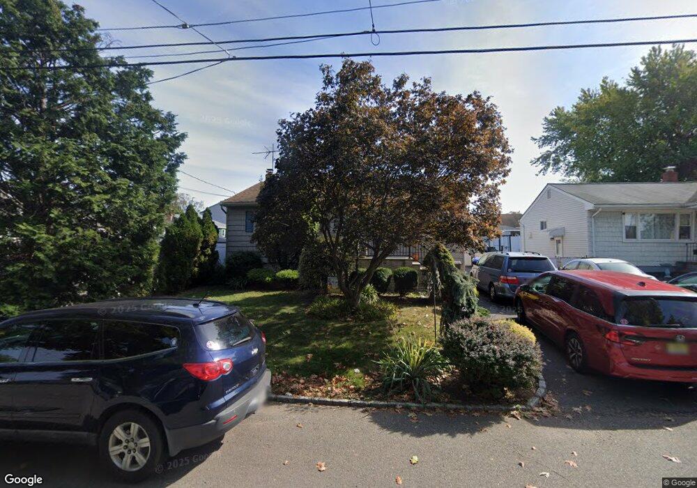 33 Austin St, Sewaren, NJ 07077 - photo 1