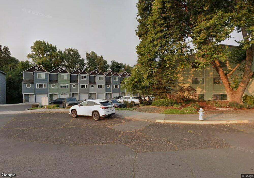 1006 W 8th Place, the Dalles, OR 97058 - photo 1