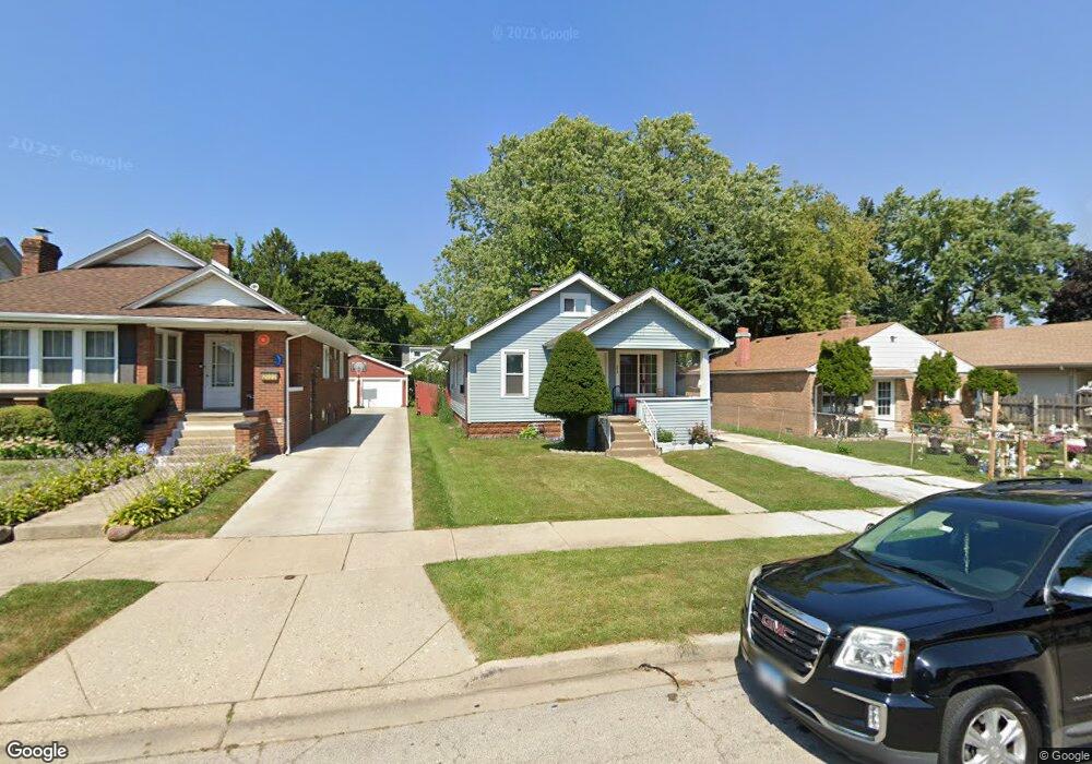 2018 Lloyd Ave, Waukegan, IL 60085 - photo 1