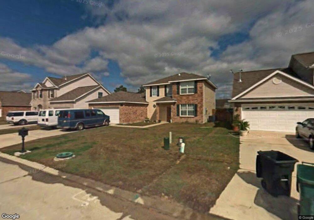 2127 Wellington Ln, Slidell, LA 70461 - photo 1