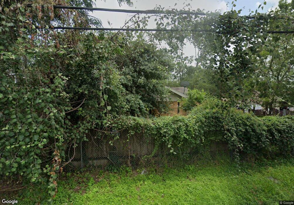 323 Thornton Rd, Houston, TX 77018 - photo 1