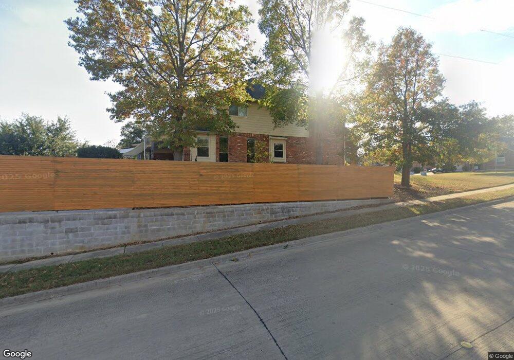 340 Hill Crest Dr, Hurst, TX 76053 - photo 1