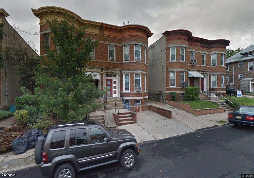 254 Woodlawn Ave, Jersey City, NJ 07305 - photo 1