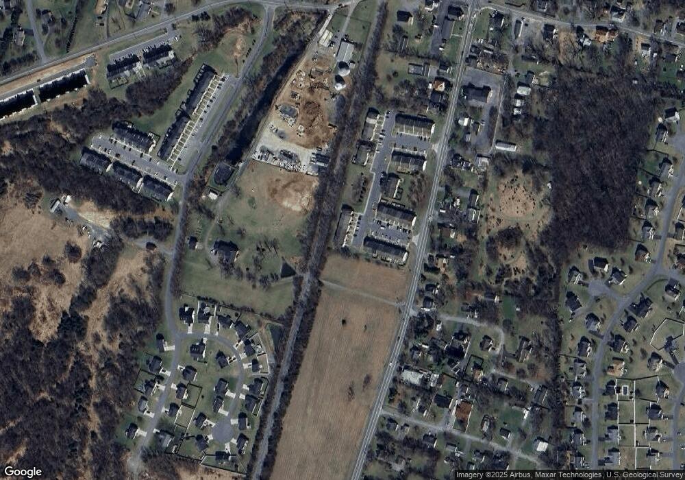 1 Currituck Ct, Bunker Hill, WV 25413 - photo 1