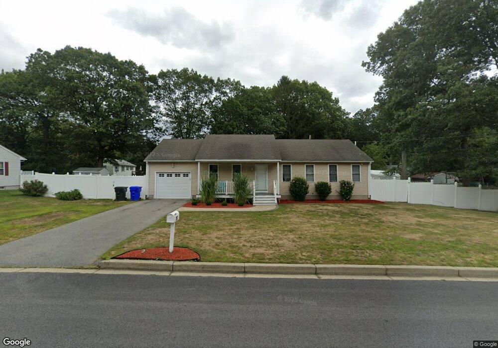 14 Pine Orchard Rd, West Warwick, RI 02893 - photo 1