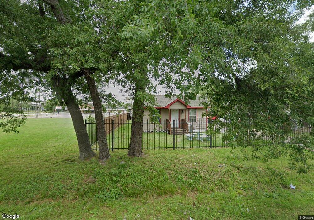 2407 Fairbanks St, Houston, TX 77026 - photo 1