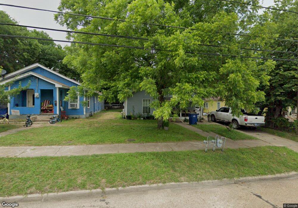 402 E Martin Luther King Dr, Ennis, TX 75119 - photo 1