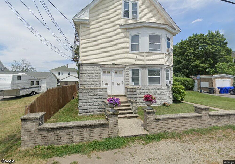 15 Berndt St, Pawtucket, RI 02861 - photo 1