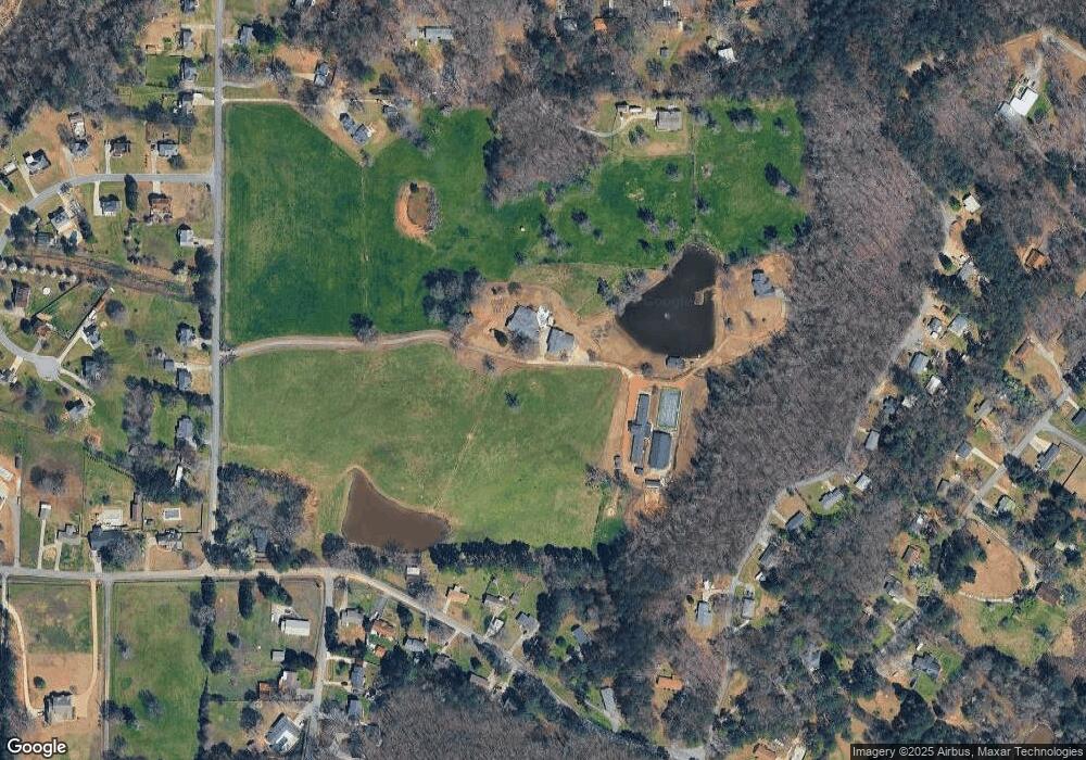 35 Walker Rd NW, Cartersville, GA 30121 - photo 1