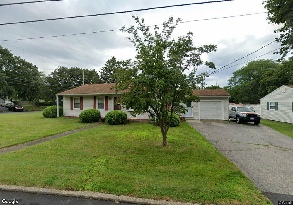 71 Marshall Rd, Woonsocket, RI 02895 - photo 1