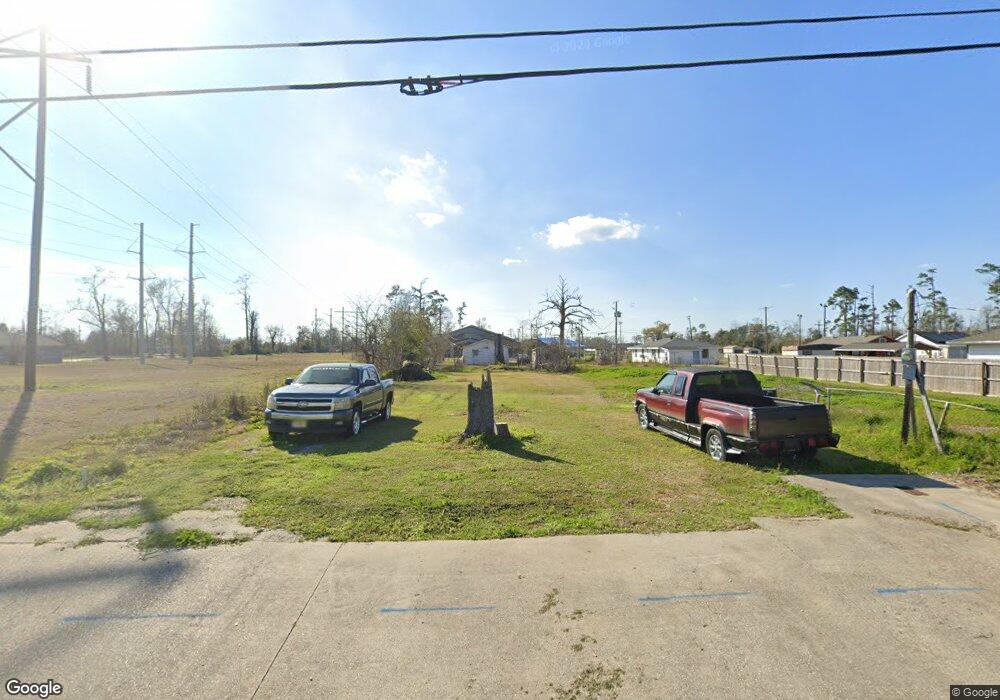 2011 Jake St, Lake Charles, LA 70601 - photo 1