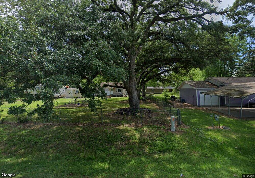 250 E Pleasant St, Brazoria, TX 77422 - photo 1