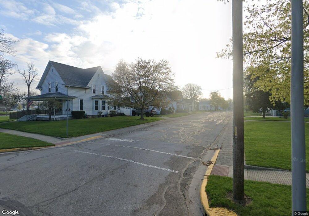 110 E 16th St, Auburn, IN 46706 - photo 1