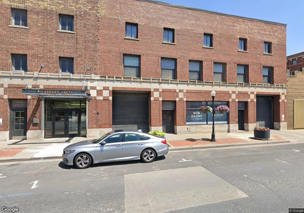 320 E 4th St, Davenport, IA 52801 - photo 1