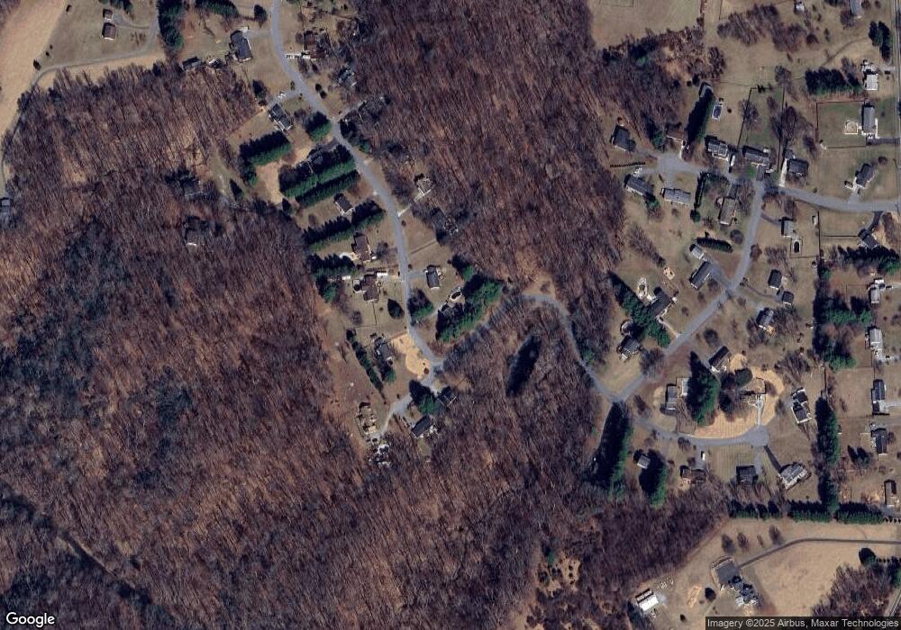 4015 Robin Hood Way, Sykesville, MD 21784 - photo 1